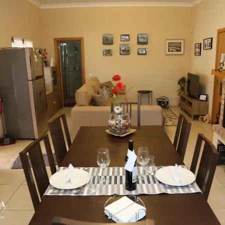 منزل ريفي Quinta Dos Sapos *